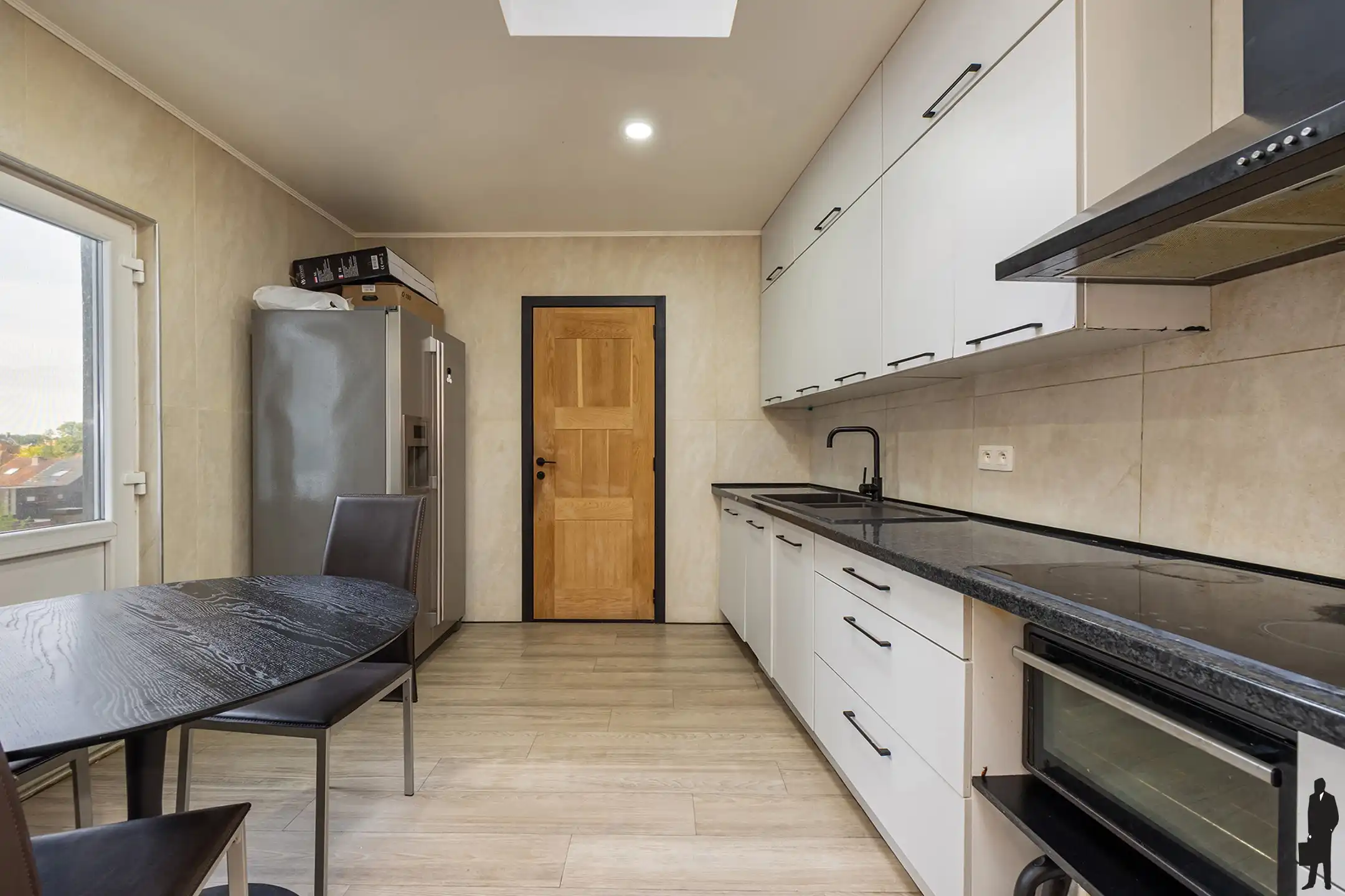 Gerenoveerde woning met garage & zonnige tuin in Steendorp foto 4
