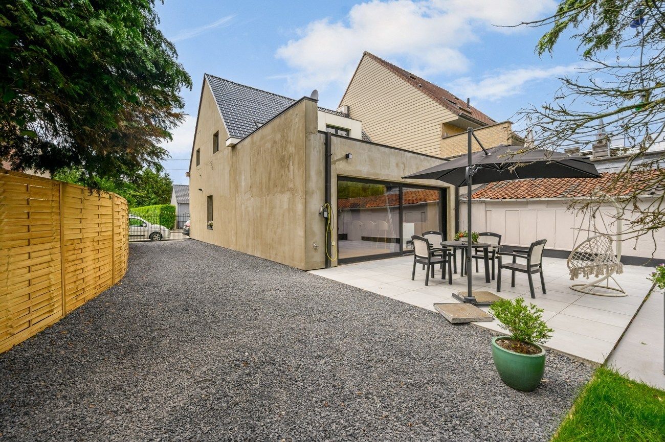 Gezellige, instapklare HOB met 4/5 slaapkamers, dressing en een grote tuin foto 30