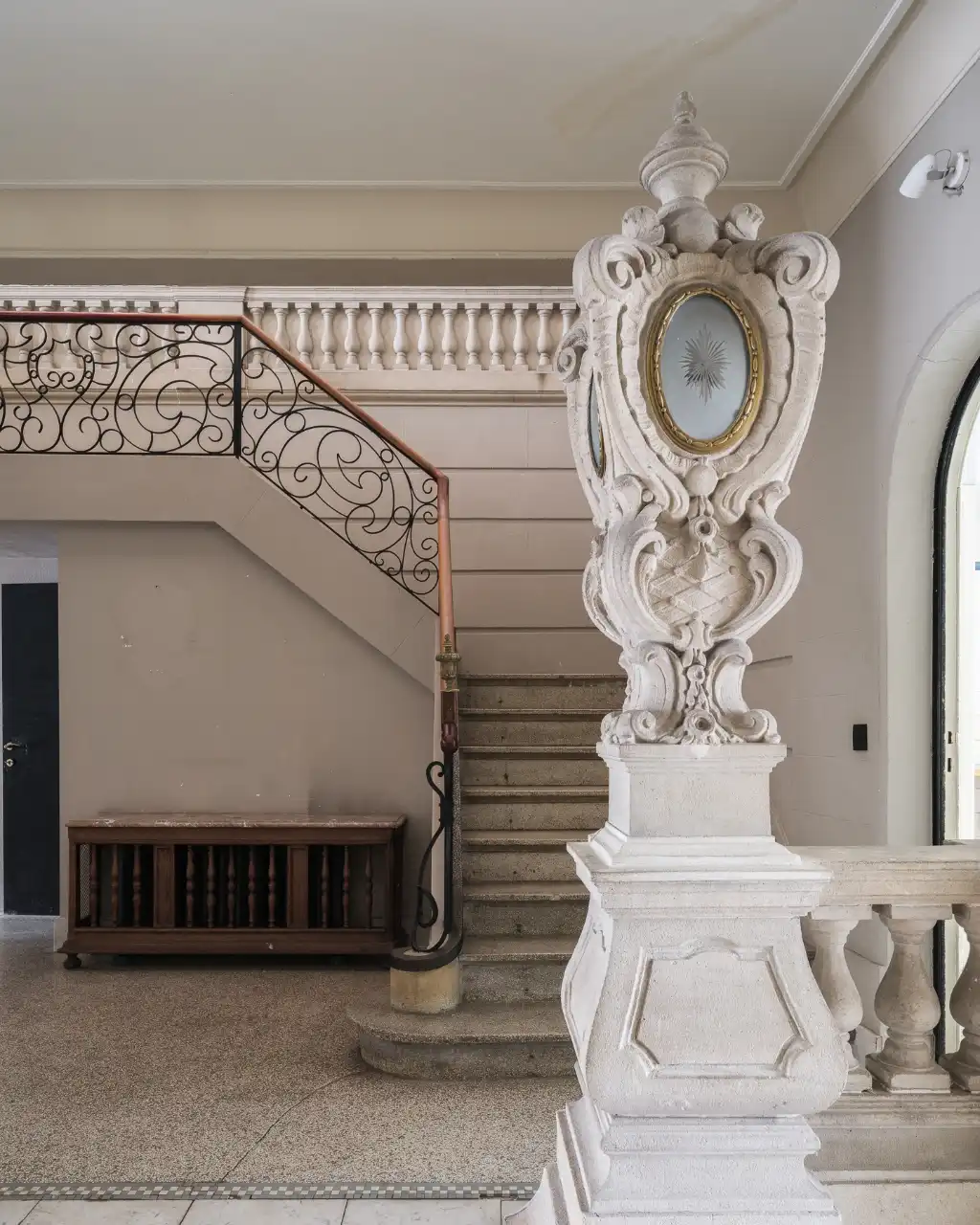 Unieke herenwoning met tuin en garage in neorococostijl nabij Gent-Sint-Pieters foto 5