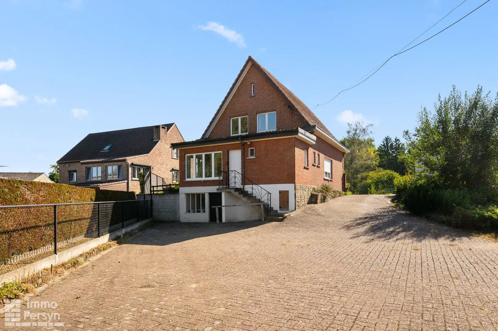 Woning met loods op een commerciële ligging foto 25