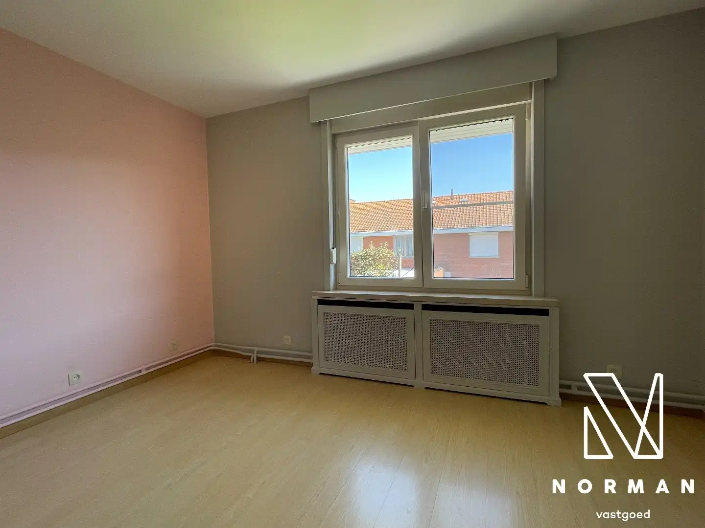 Rustig gelegen woning met oprit en garage. foto 8