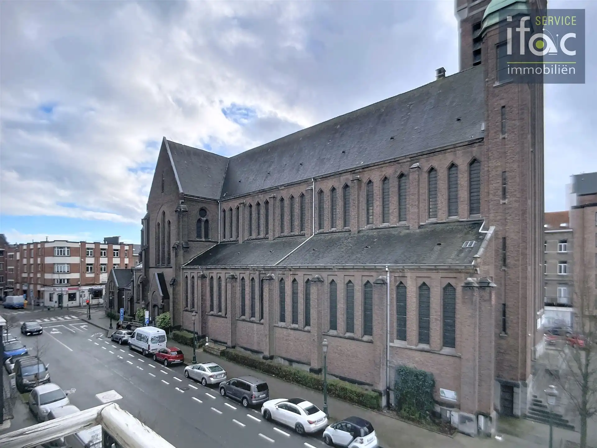 Geweldig één slaapkamer appartement in Schaarbeek foto 16