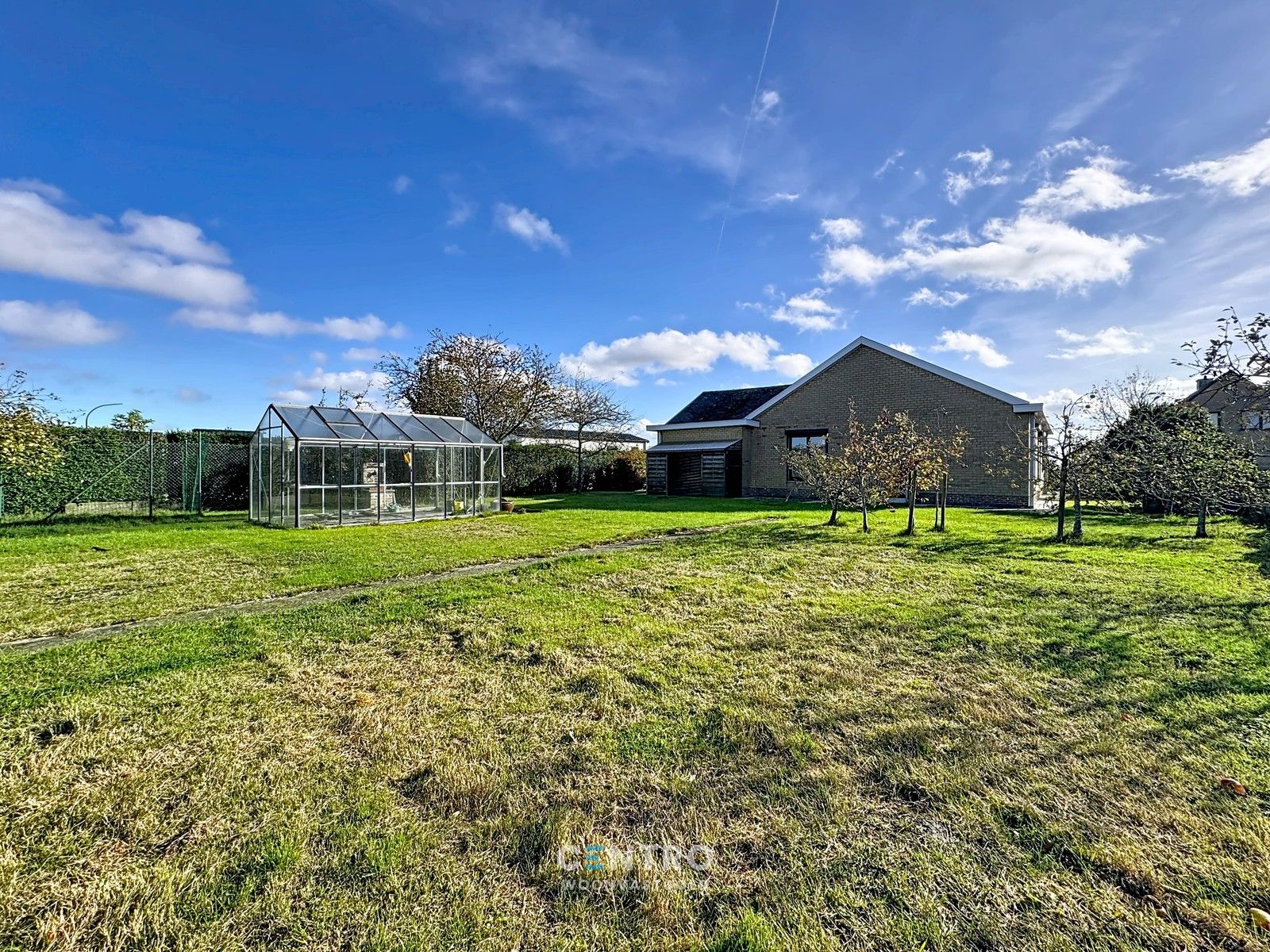 Rustig gelegen woning op 987m2 grond te Uitkerke! foto 22