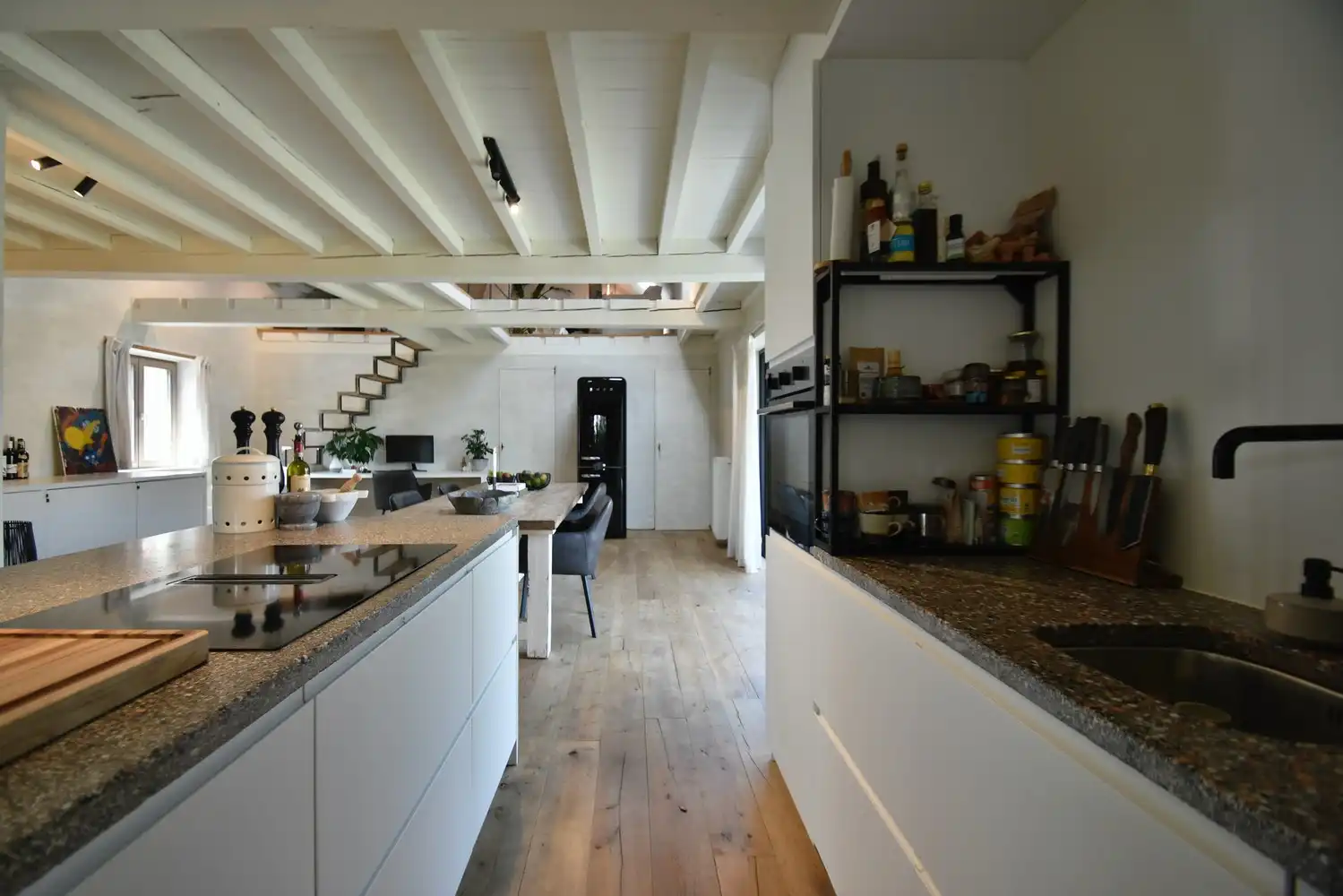 Unieke designloft op een gunstige locatie te Lanaken-Gellik foto 13