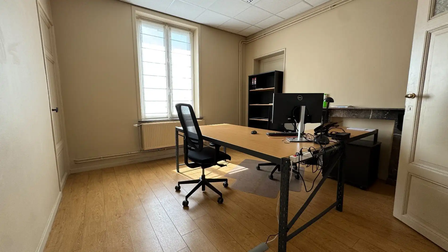 Kantoren te huur in riante herenwoning in centrum Gent foto 14