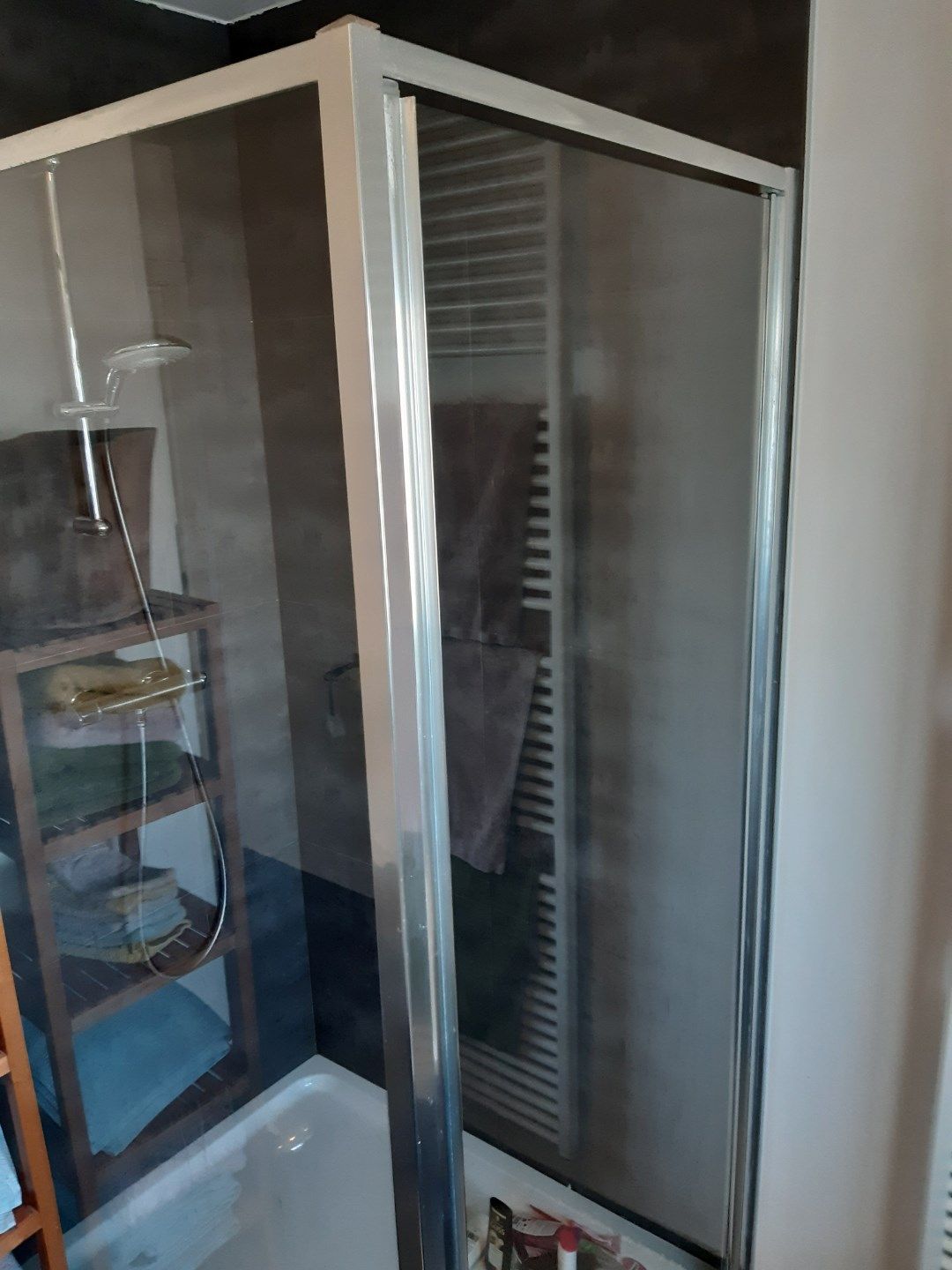 Rustig wonen (half open met garage). foto 14