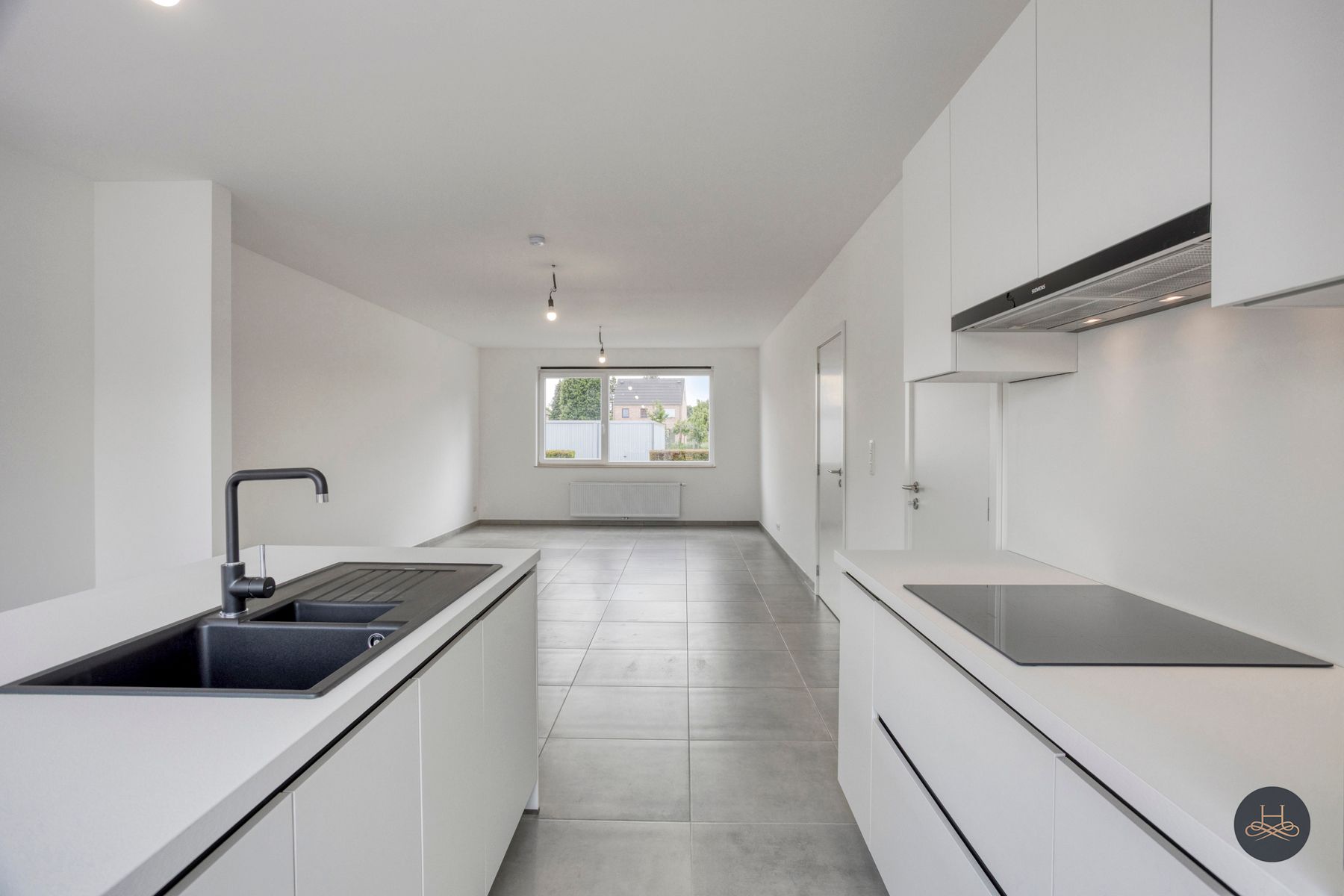 Rustig gelegen nieuwbouw woning met 3 slaapkamers foto 8