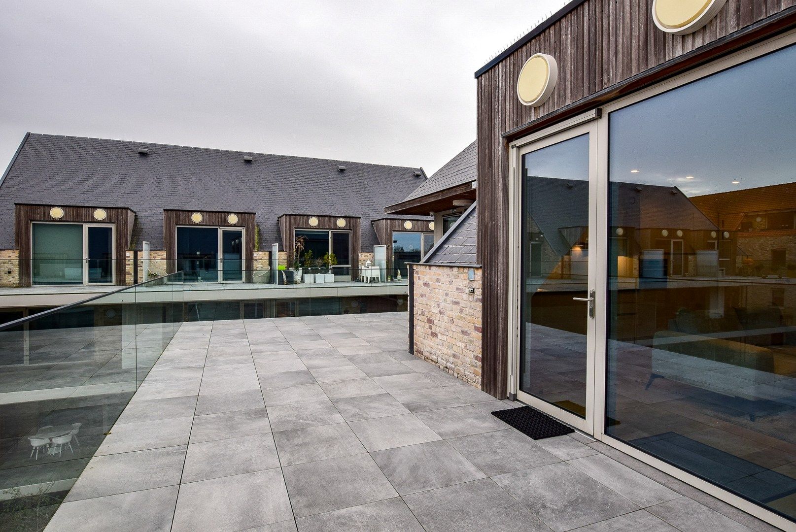 Prachtig 1-slaapkamerappartement (assistentiewoning) in Residentie Clarenhof, uniek wonen in hartje Nieuwpoort.  foto 20