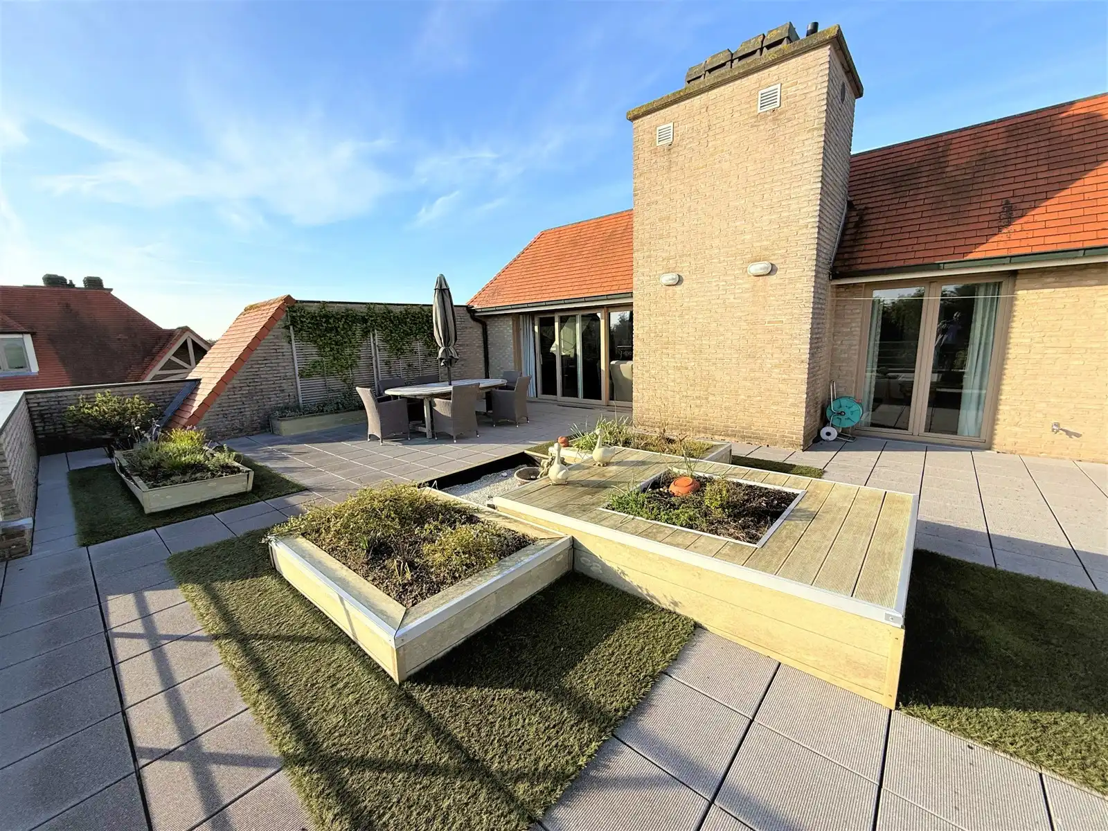 Dakappartement met 3 slaapkamers en enorm terras foto 3