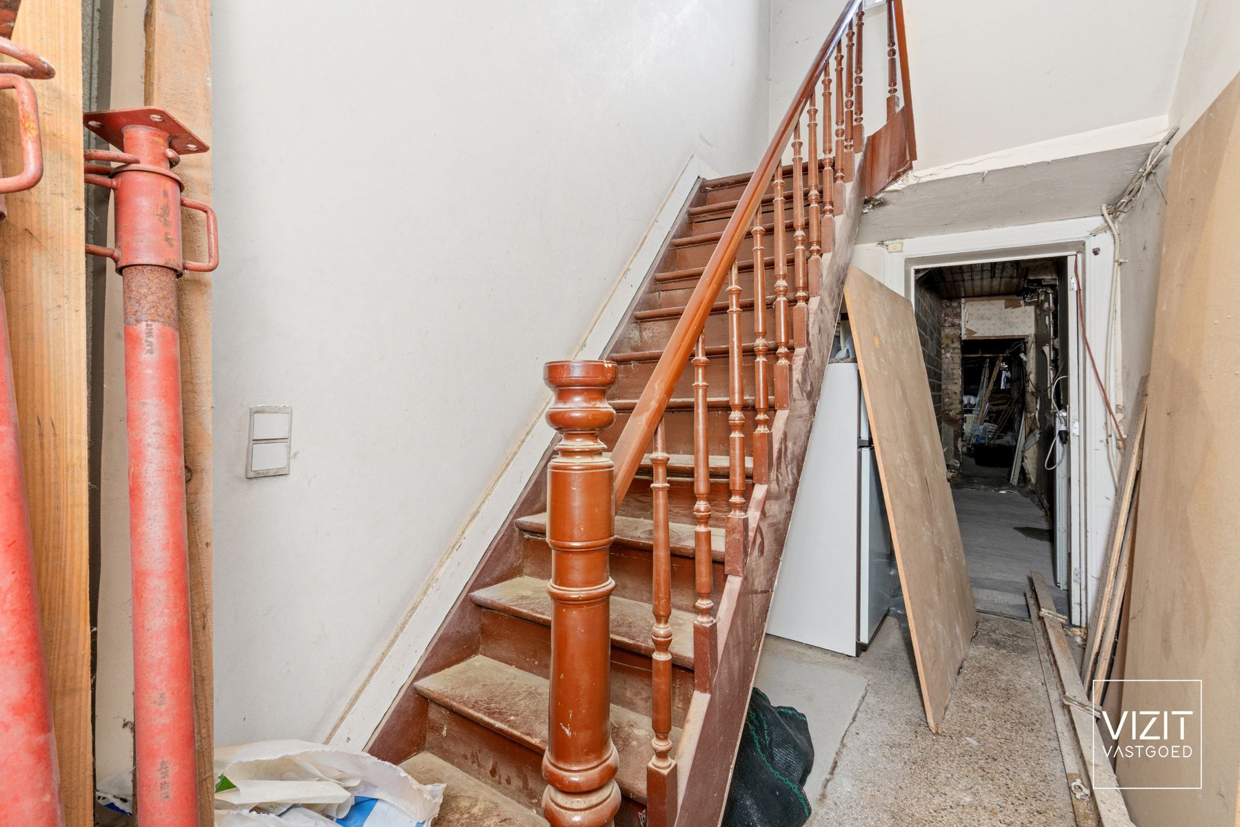 Handelsgelijkvloers met casco duplex woonruimte – centrum Erembodegem foto 5