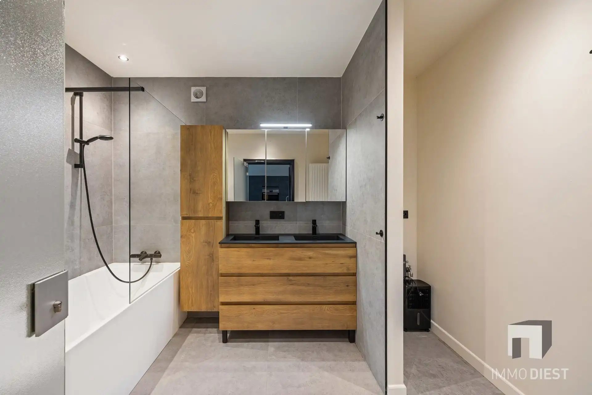 Twee vliegen in één klap: appartement en handel foto 24
