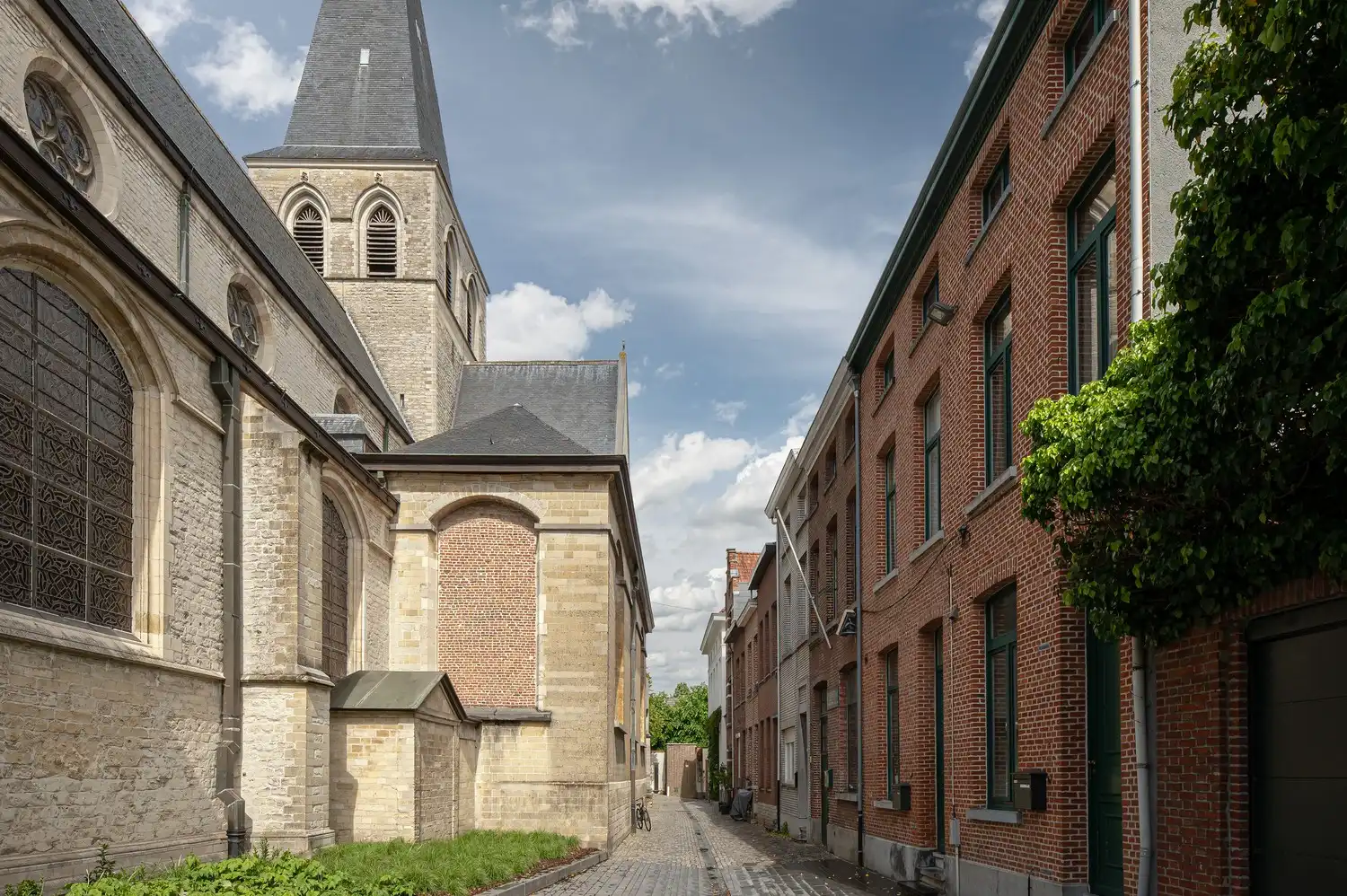 INSTAPKLARE WONING IN HARTE MECHELEN I 4 SLPKS I EPC = C foto {{pictureIndex}}