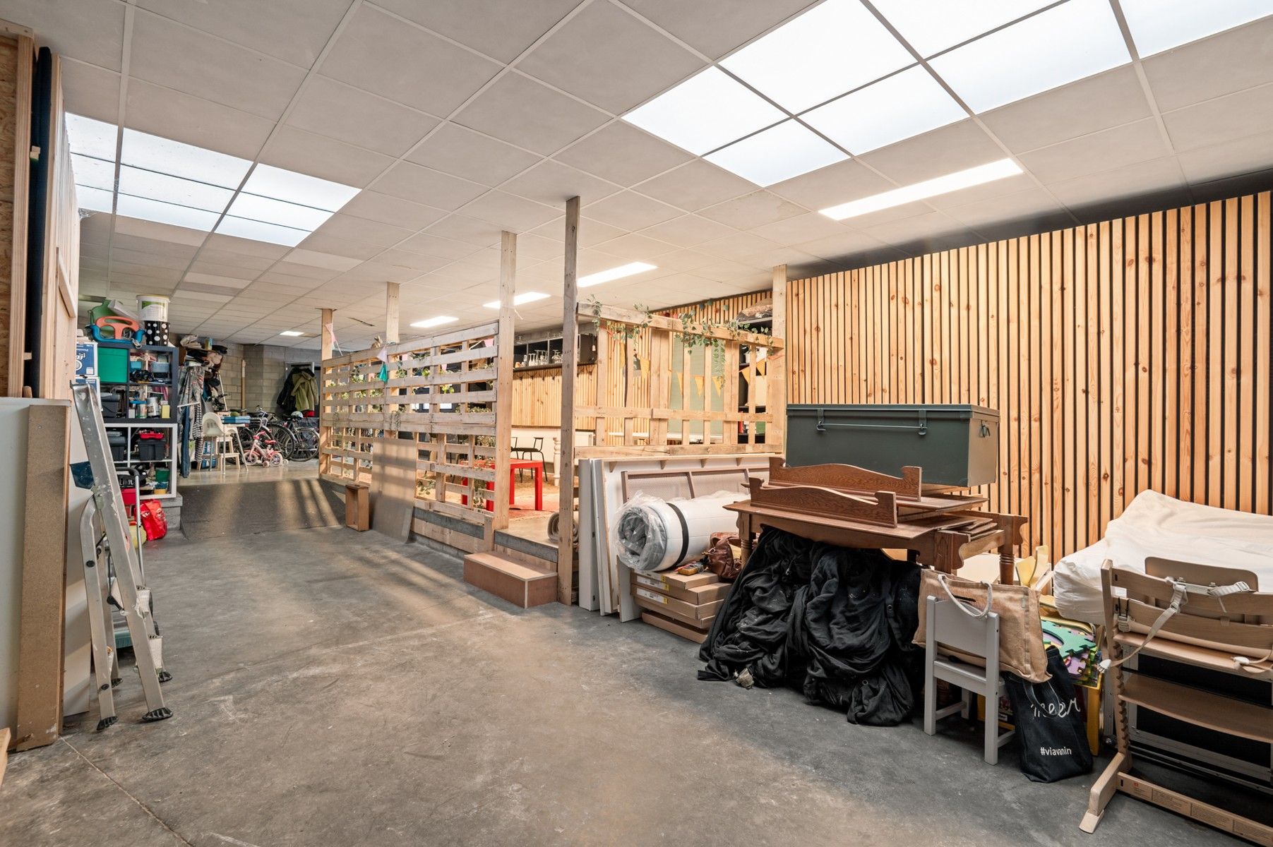 Woning met magazijn van 200 m² foto 19