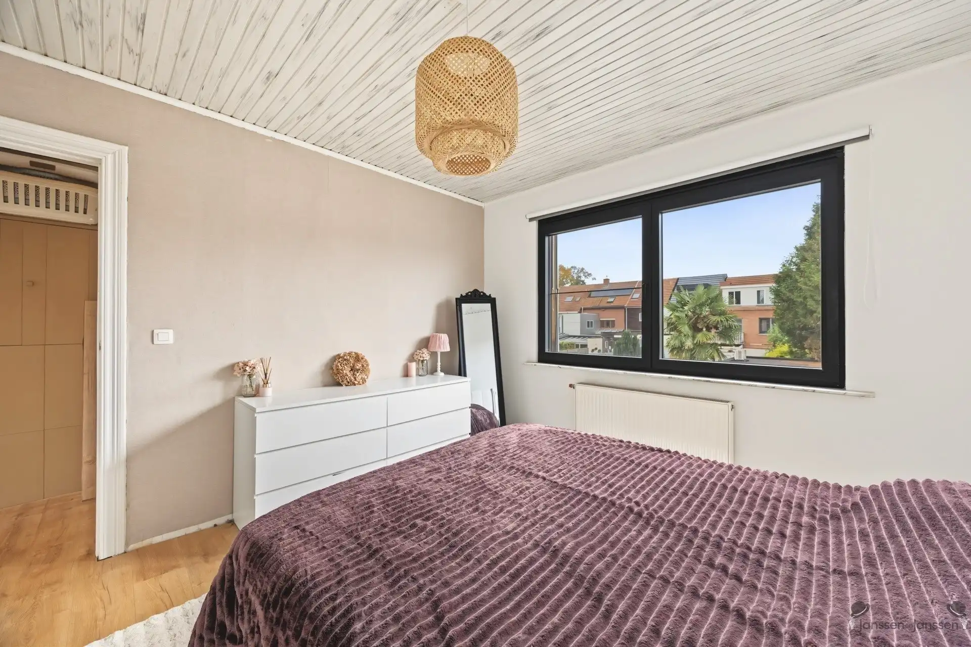 Gerenoveerde woning in gewilde straat in Schoten foto 20