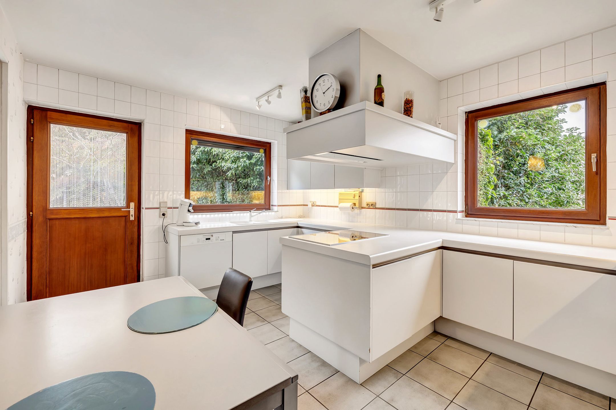 Instapklare woning op unieke locatie foto 16