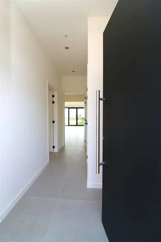 Prachtig, volledig vernieuwde woning met 3 slpk. foto 27
