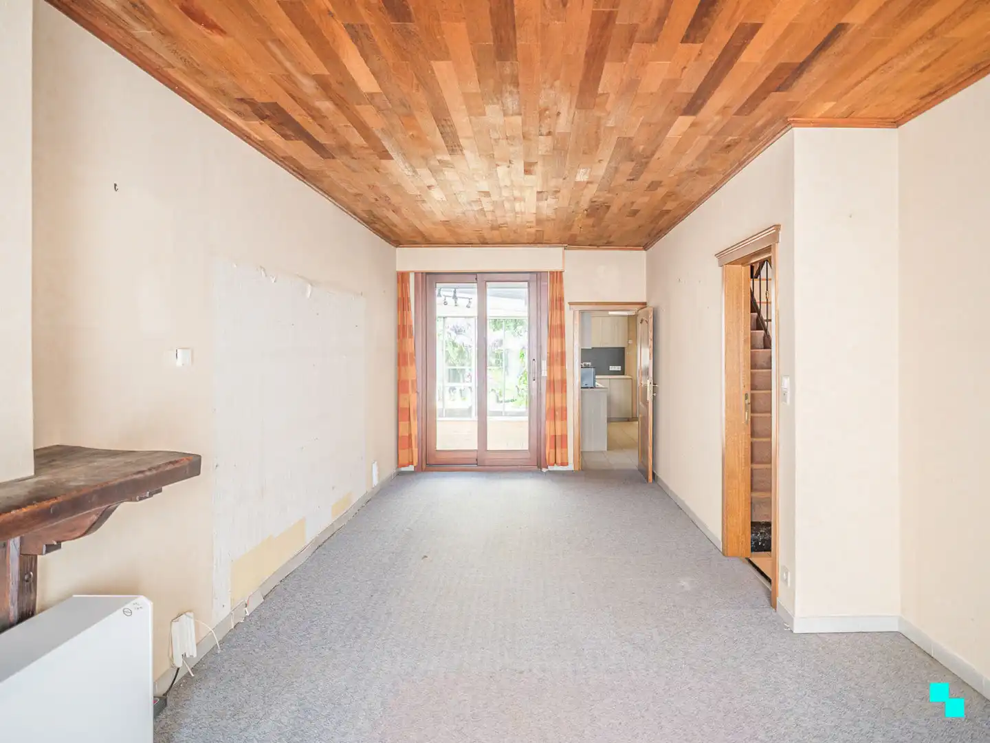 Te renoveren woning met gezellige tuin in het hart van Merelbeke foto 5