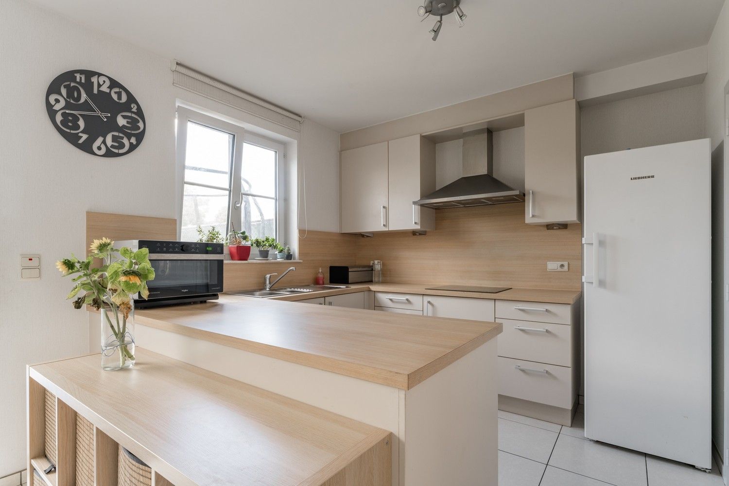 Ruime gezinswoning met tuin, garage en 3 slaapkamers foto 9