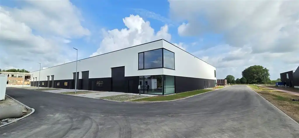 Goedgelegen nieuwbouwunit foto 8