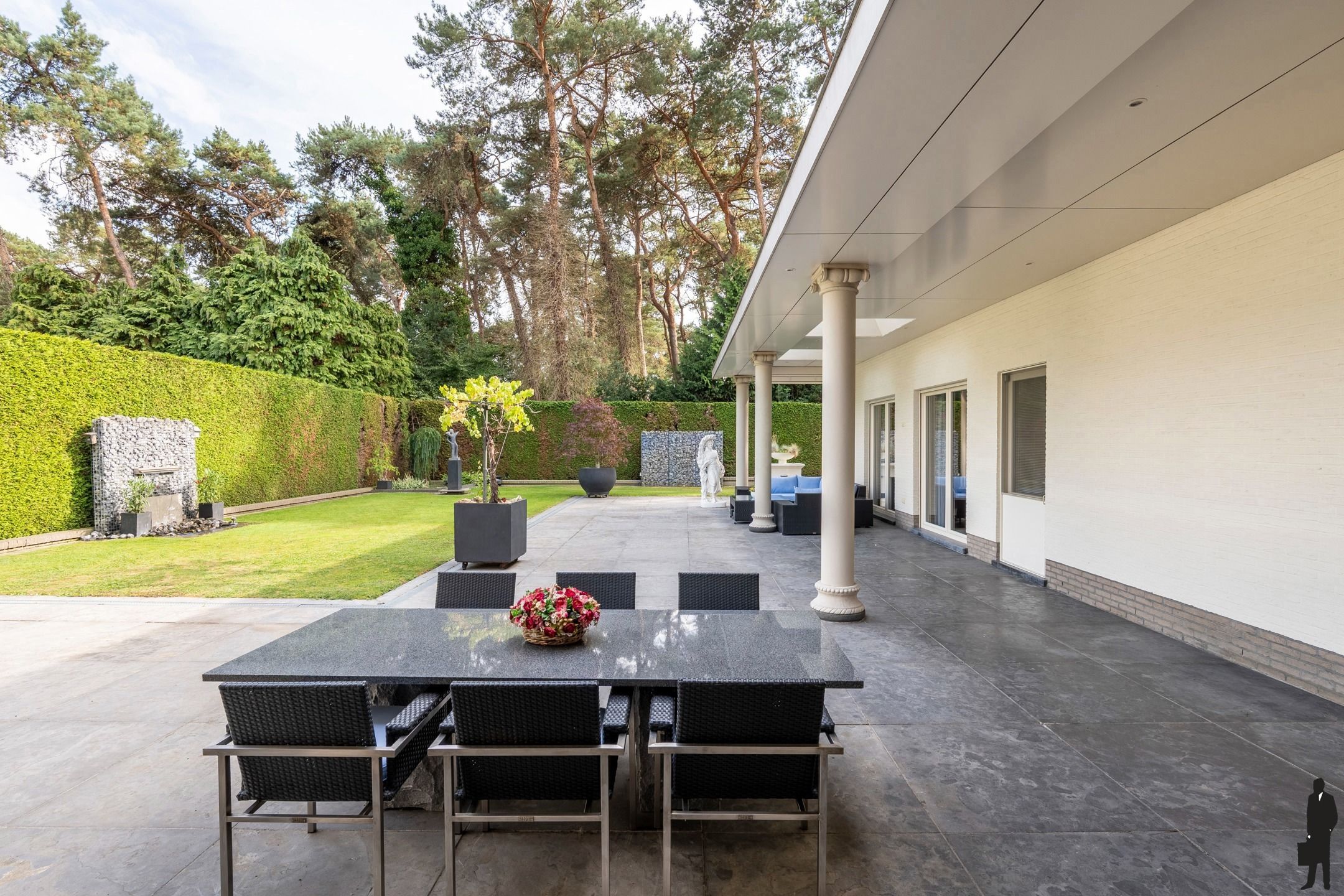 Exclusieve, uitzonderlijk statige villa-Arendsnest in groen foto 25