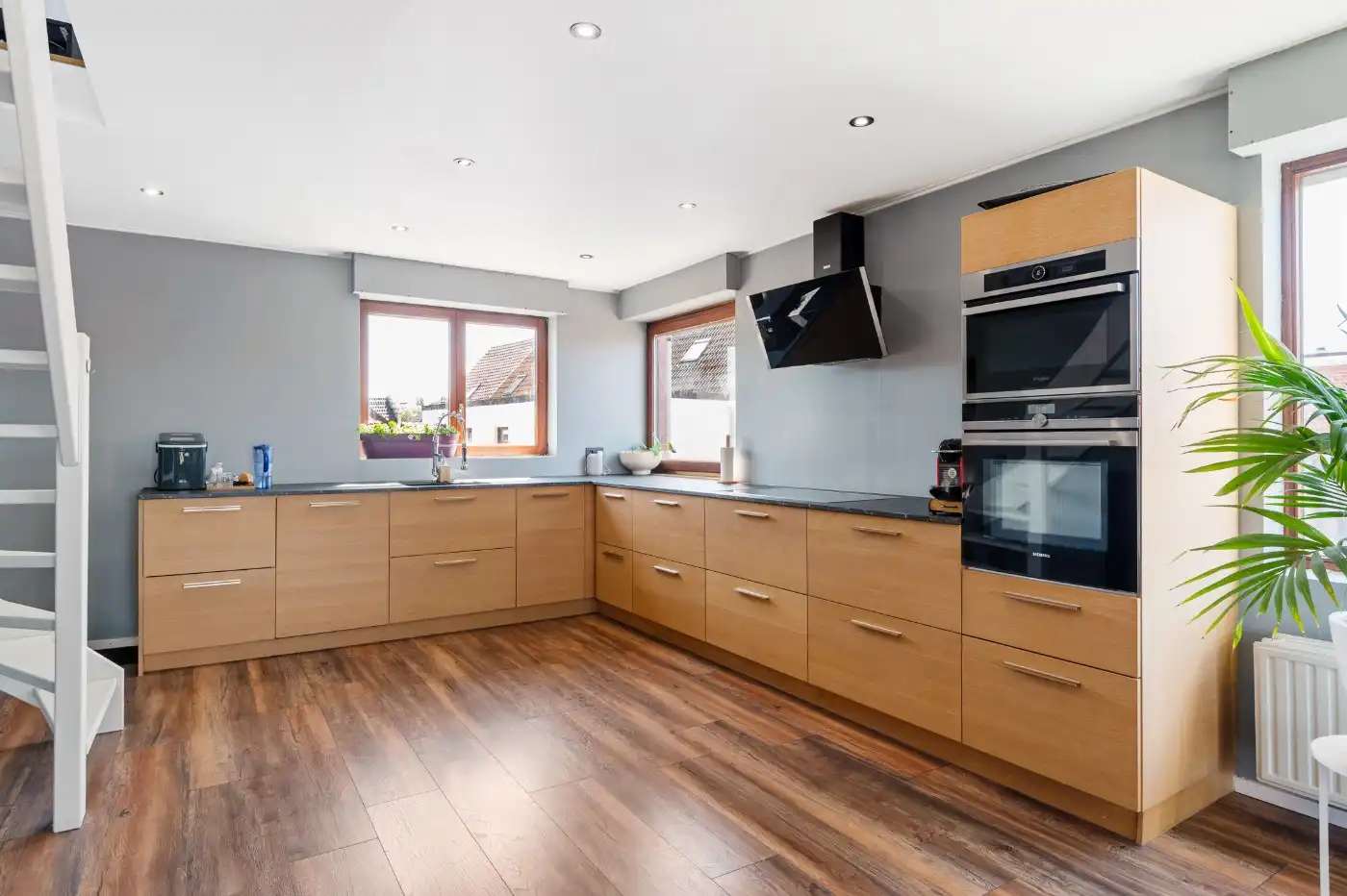Ruim lichtrijk duplexappartement met 3 slpk. in Zandvliet foto 5