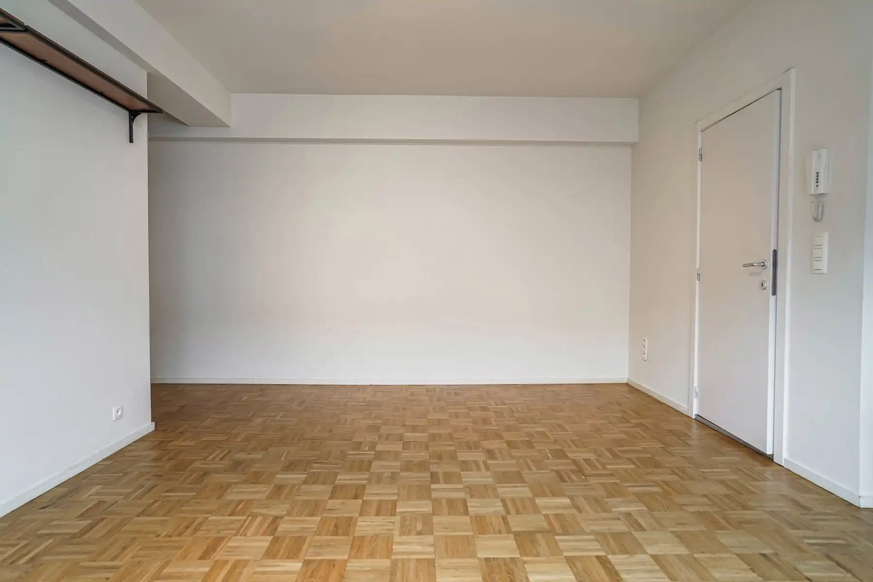 Compact appartement met private autostaanplaats te huur in centrum Londerzeel. foto 7