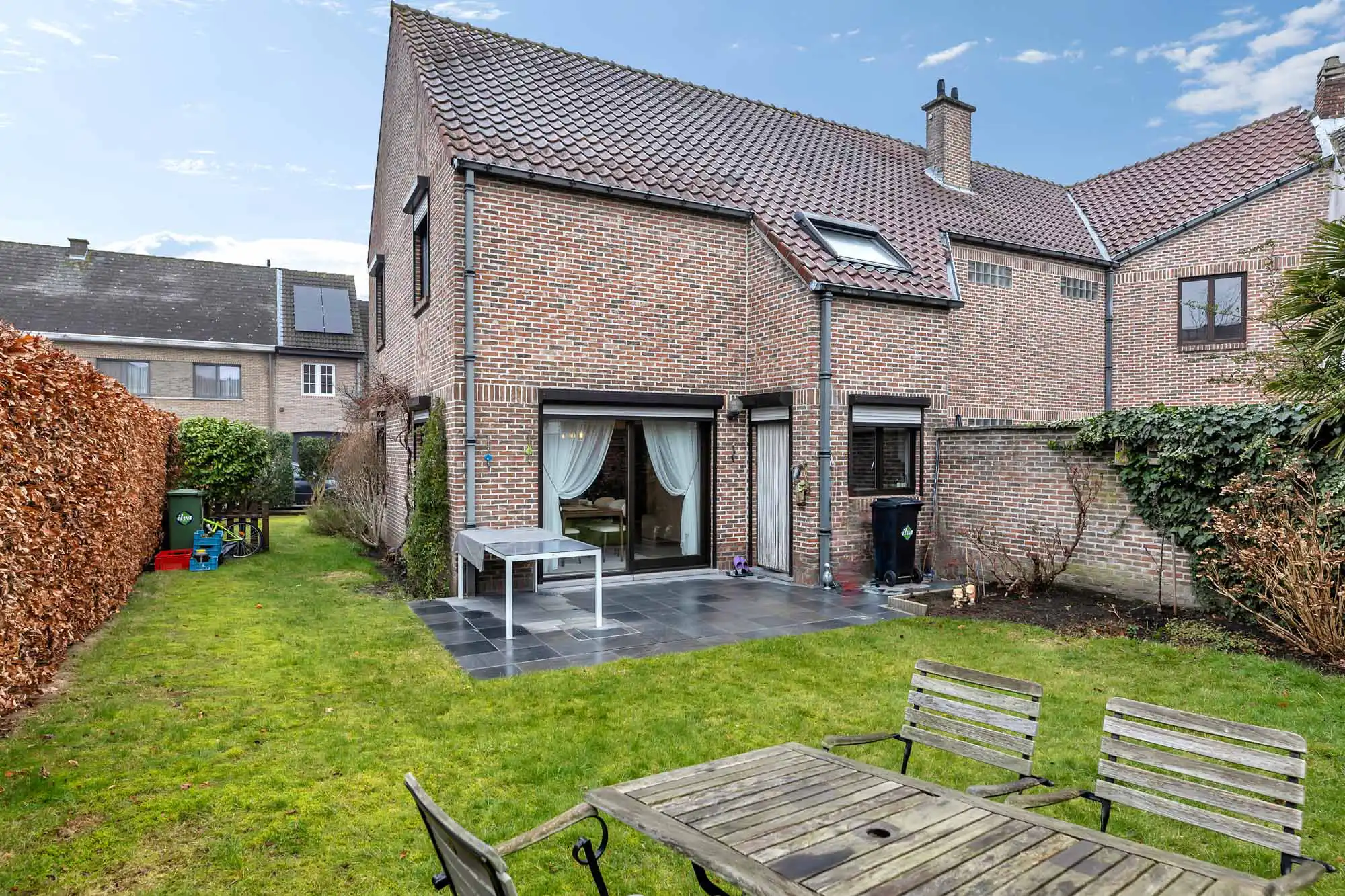 Instapklare HOB met 3 slaapkamers, garage en zonnige tuin foto 18
