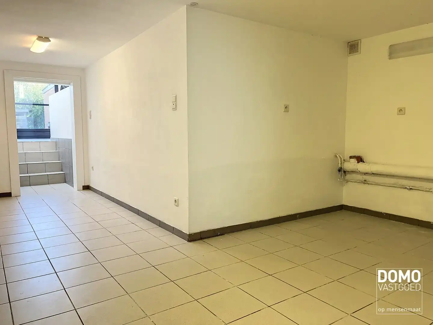 Woning met tuin, garage en 2 slaapkamers op wandelafstand van het centrum van Hasselt foto 14