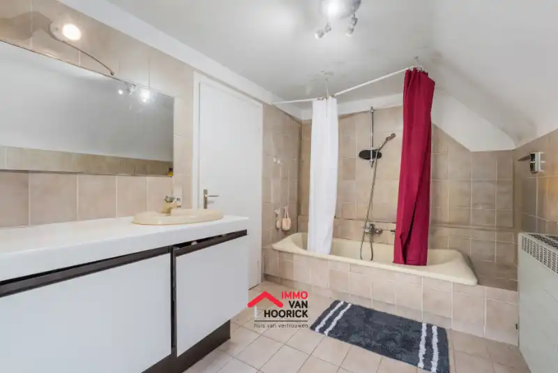 Karaktervolle woning OB - 5 slpkmrs - stadsrand Lokeren. foto 13
