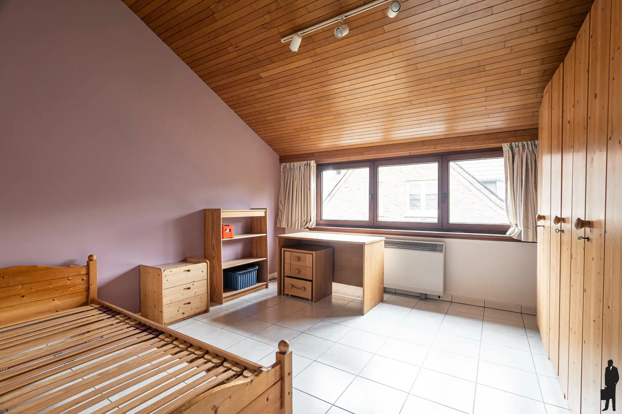 Split-levelwoning op een zonnig perceel van ca. 1.443 m² foto 18