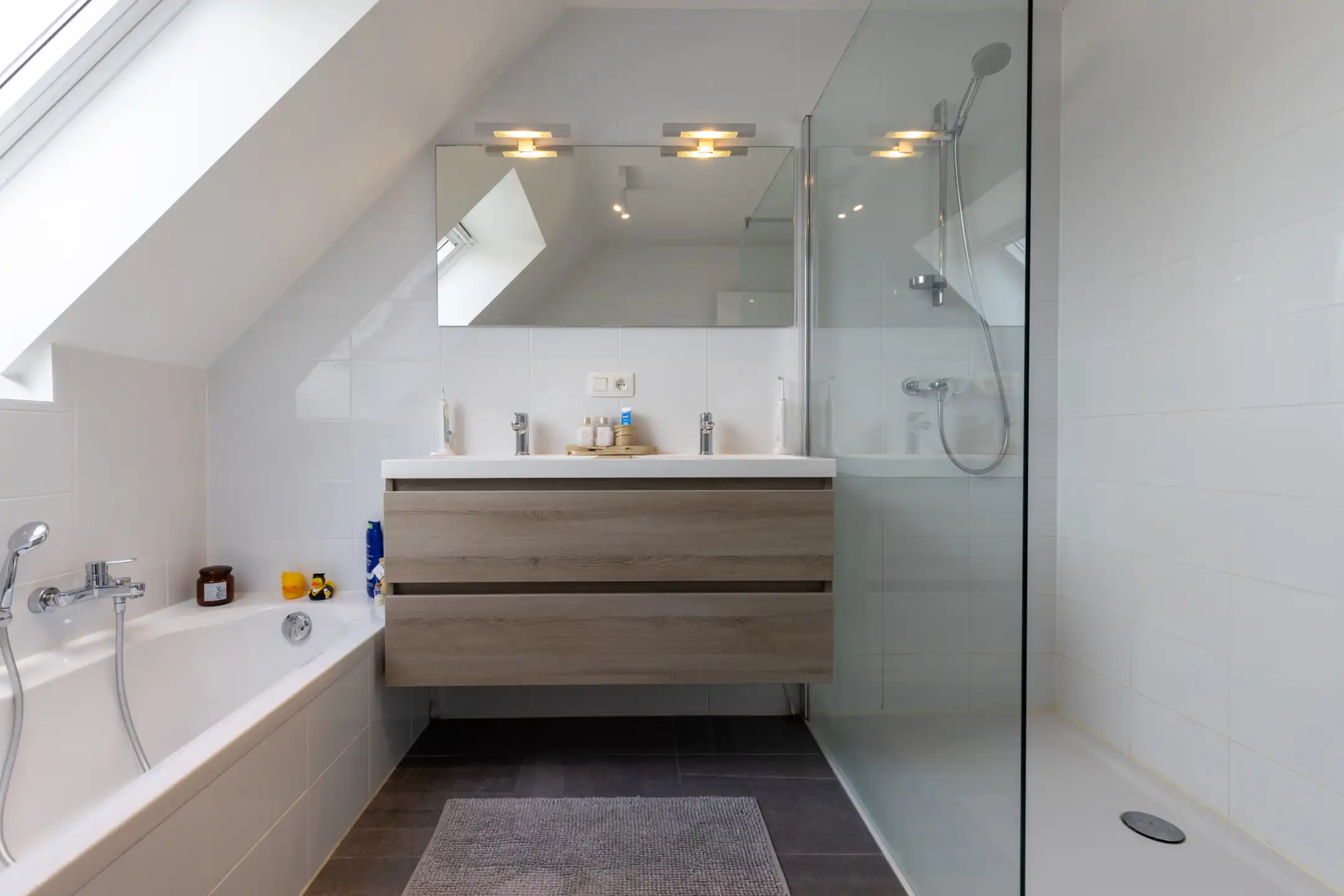 Instapklare penthouse met zonneterras in Wintam foto 11