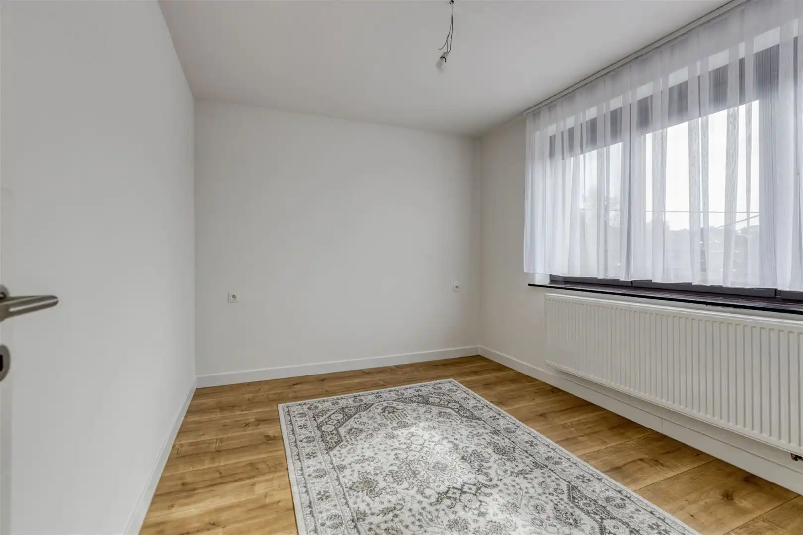 TE KOOP: Gerenoveerde woning met 3 slaapkamers te Houthalen! foto 18