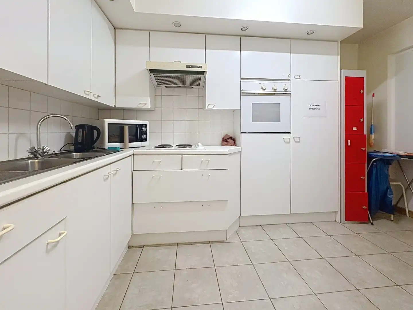 Handelspand met 1 of 2 appartementen  foto 14