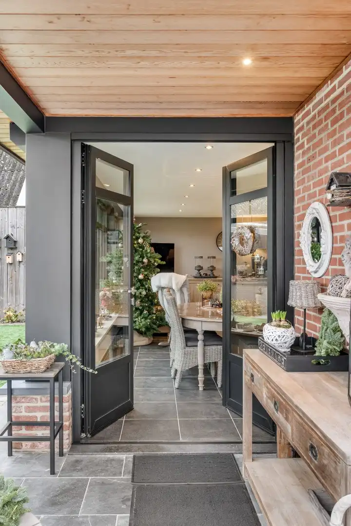 Luxueus vernieuwde 3-gevel woning op toplocatie. foto 4