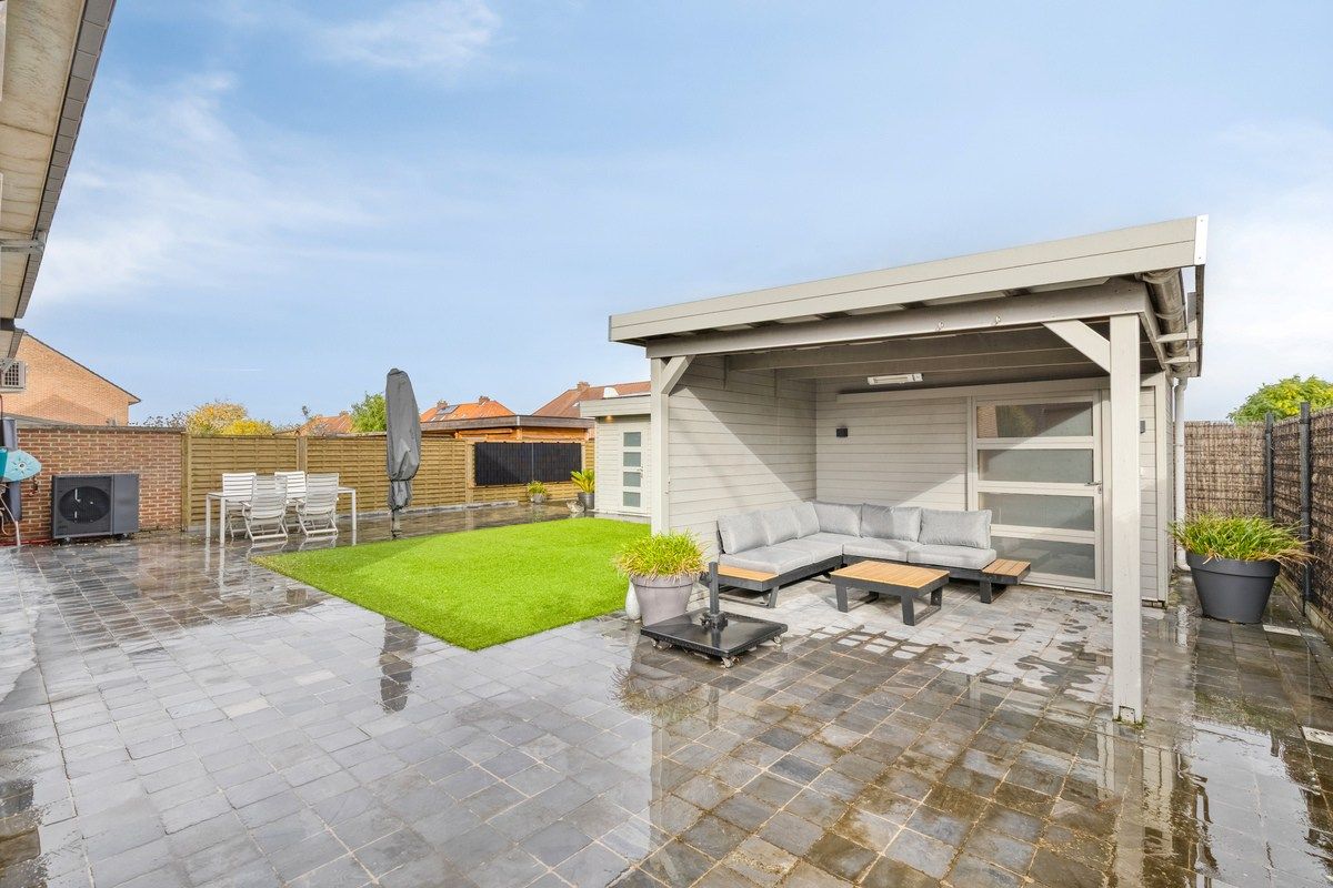 Energiezuinige halfopen bebouwing met 4 slaapkamers en 2 garages! foto 22