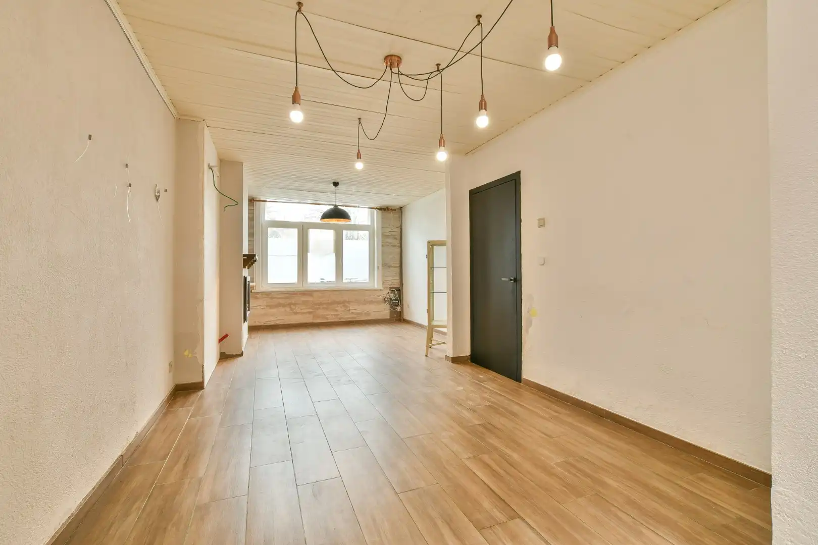 Charmante en verrassend ruime woning met terras in het centrum van Blankenberge! foto 6
