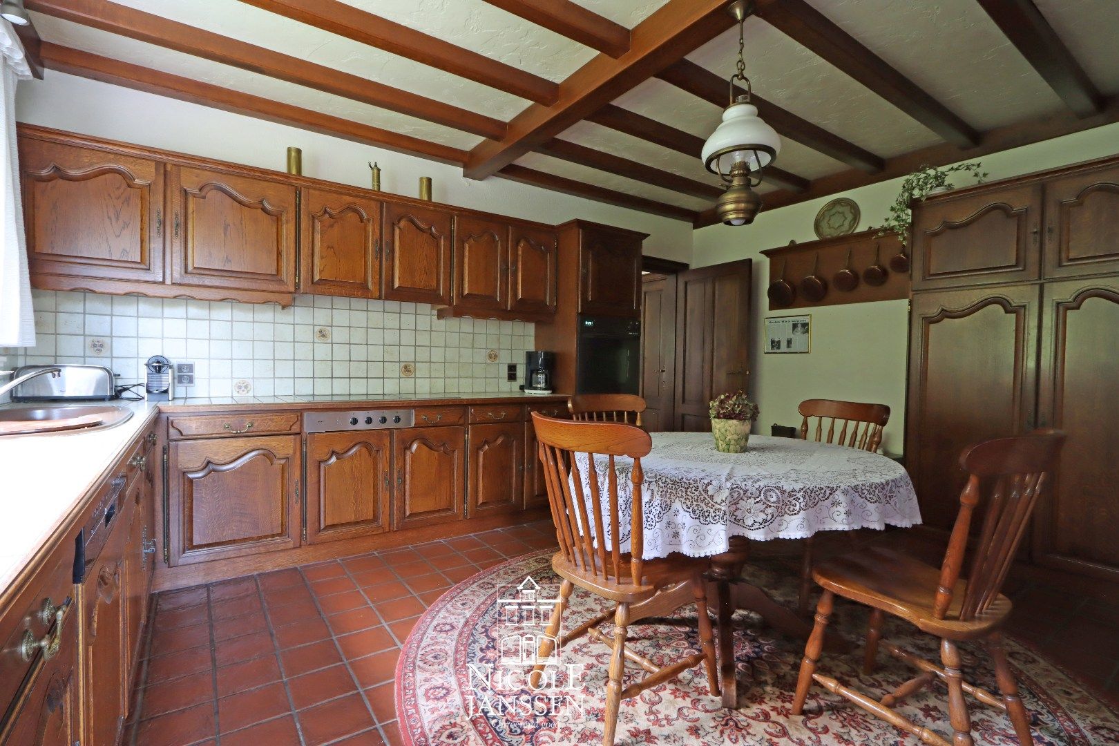 Charmante ruime woning op een gezellige locatie  foto 8