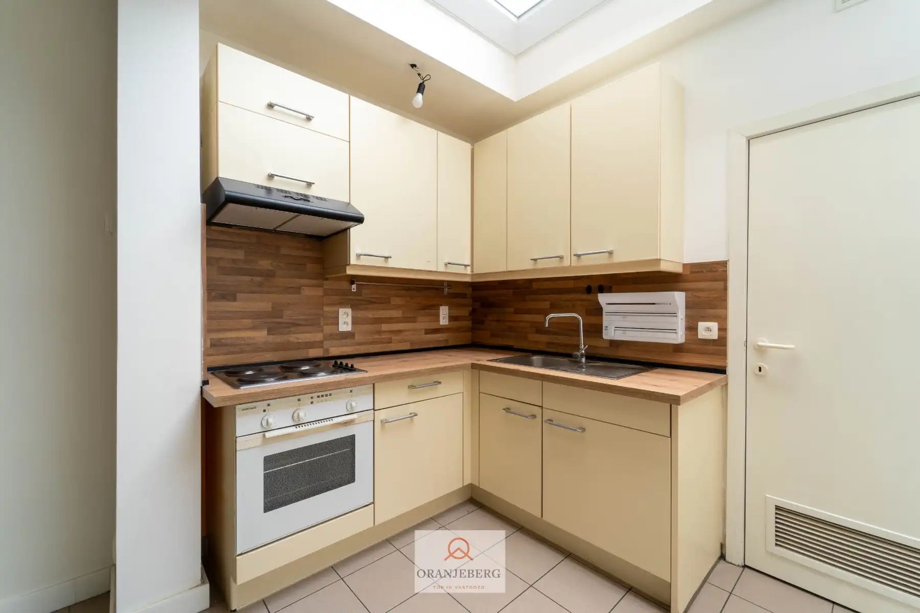 Instapklaar 2 slpk rijhuisje in rustige straat te koop op TOPligging nabij Gent foto 11