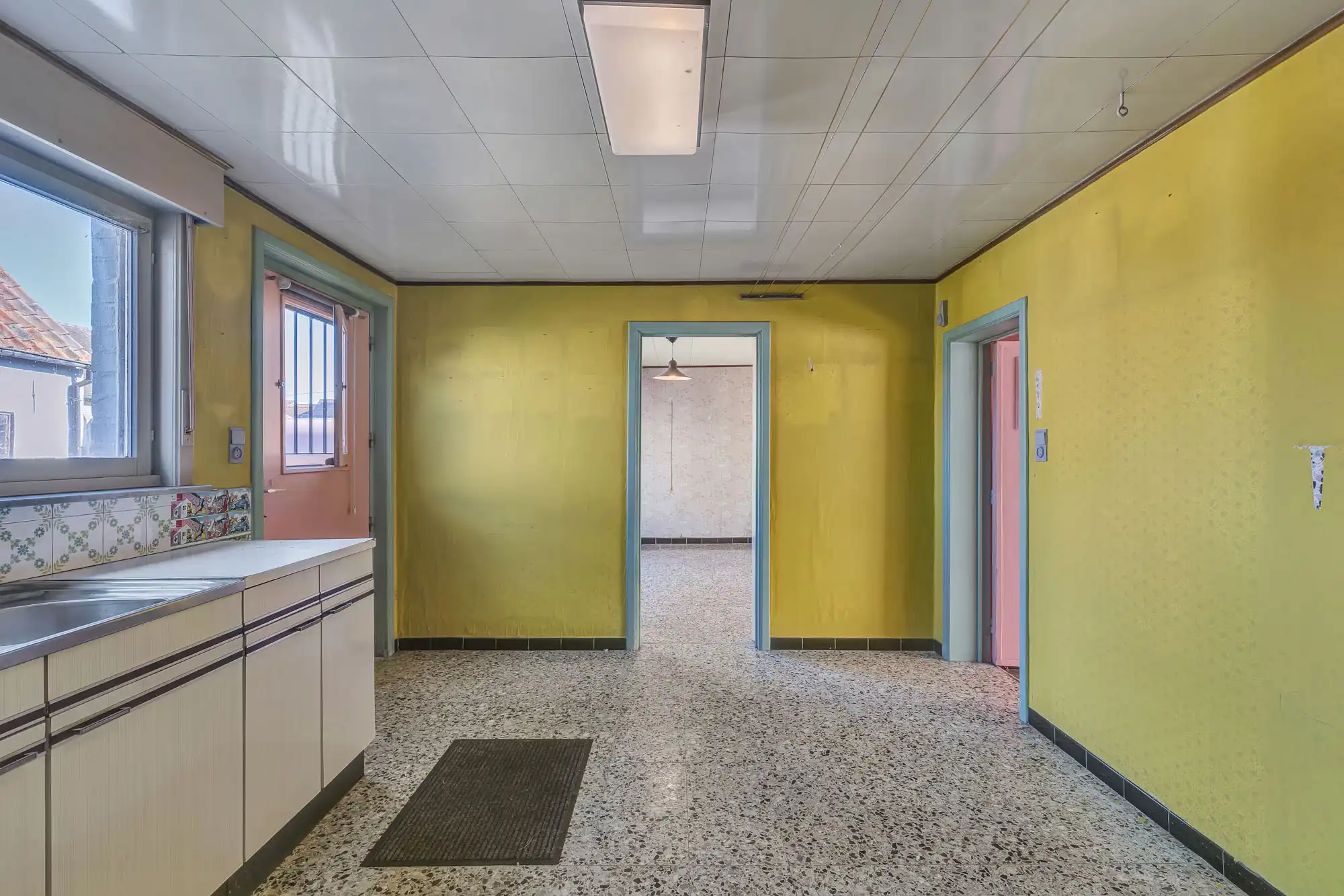 Bouwgrond met af te breken woning op toplocatie in Vinkt foto 10