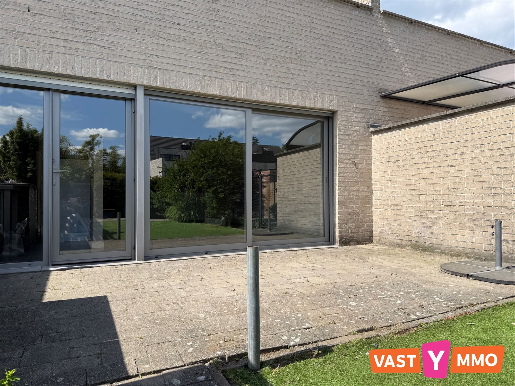 Appartement met tuin foto 13