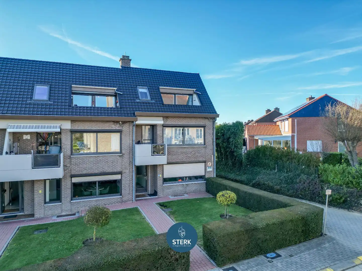 APPARTEMENT MET 2 SLPKS OP EEN GUNSTIGE LOCATIE TE GELLIK-LANAKEN !  foto 17