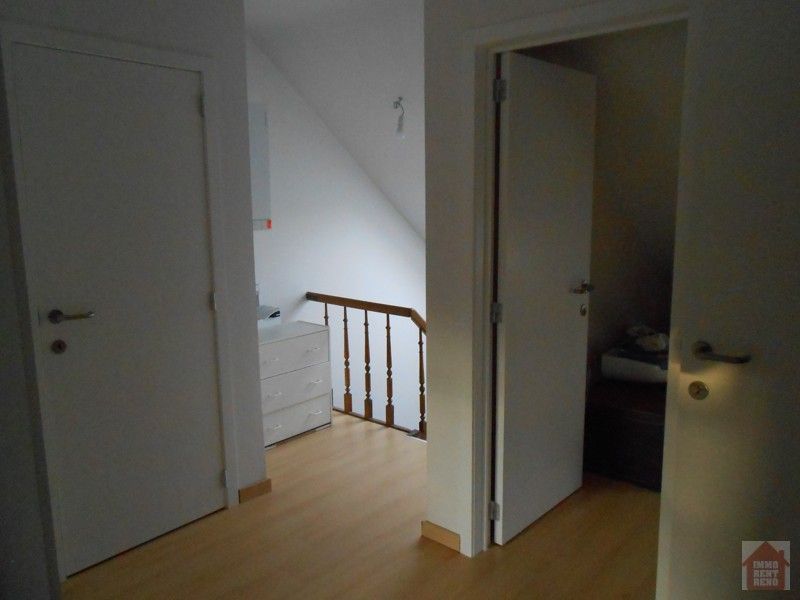 Goed gelegen triplex appartement te koop in Hoegaarden foto 10