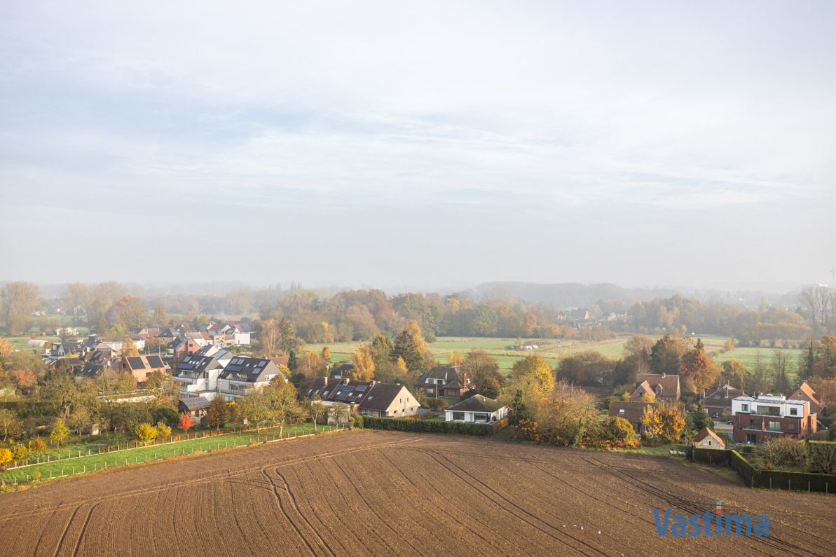 Opgefrist appartement met magnifiek uitzicht foto 14