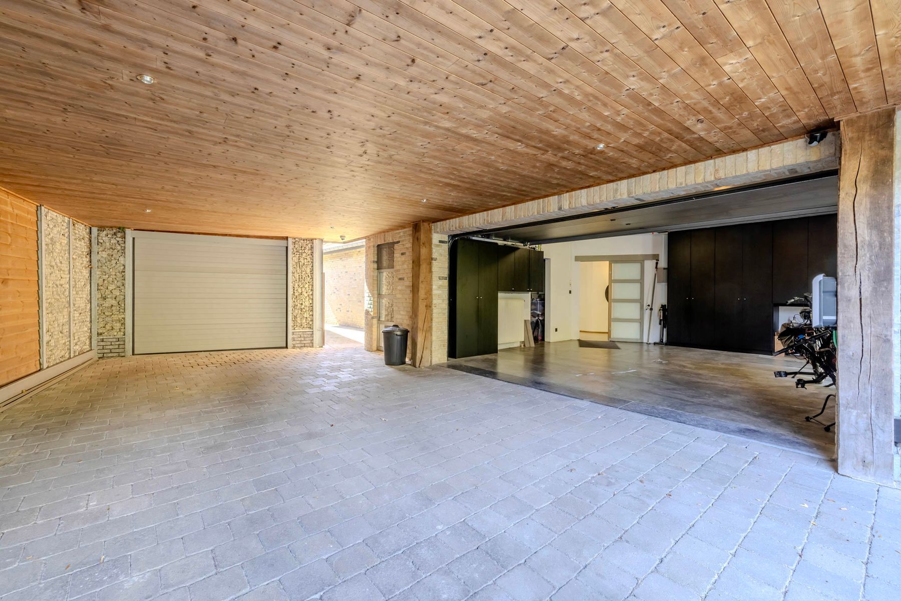 Laagbouwvilla met 3 slpk, 2 bdk, zwembad en poolhouse foto 36