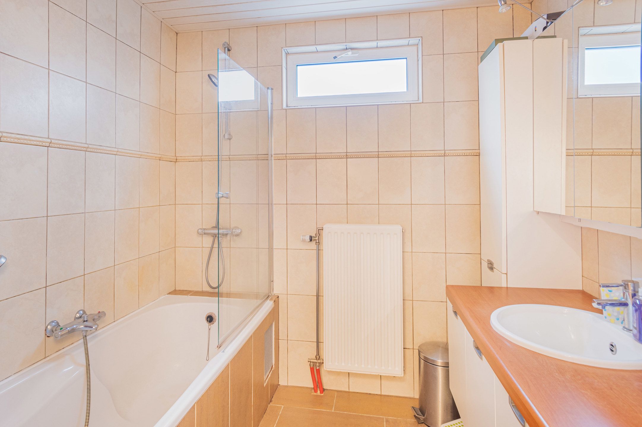 Lichtrijke woning met 4 slaapkamers in hartje Blaasveld foto 9