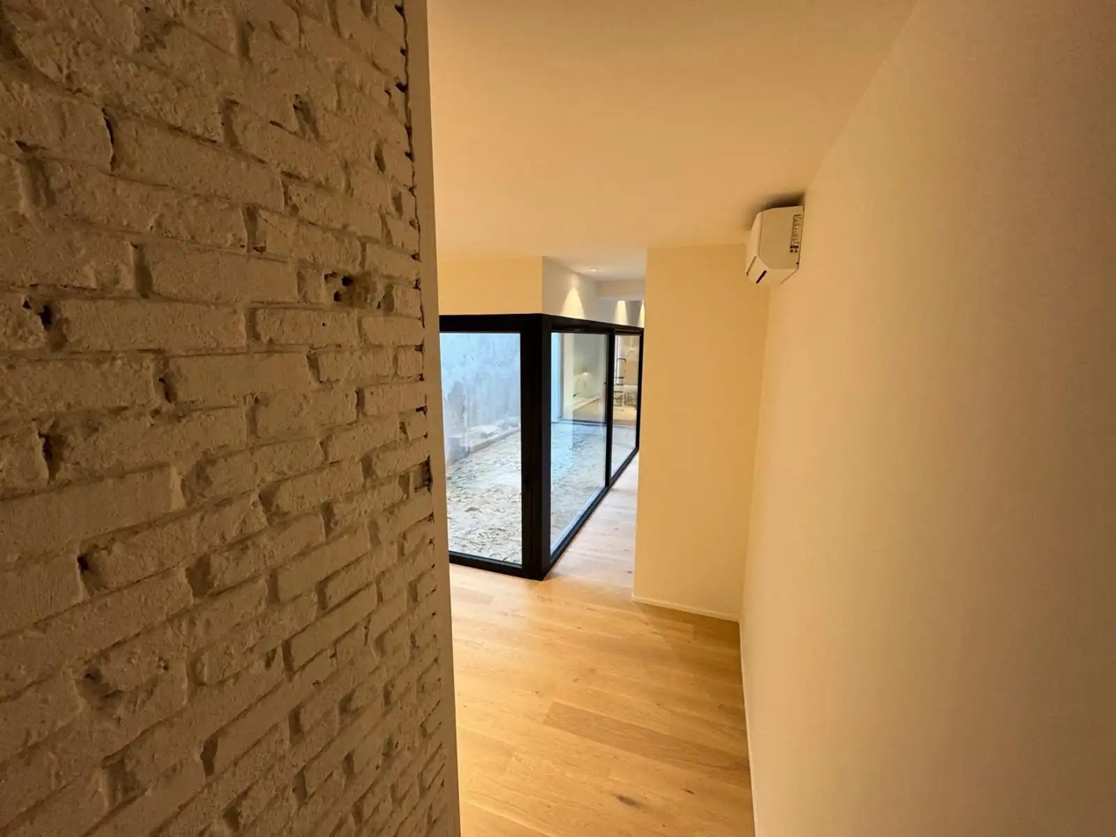 Kantoorruimte met patio op topligging foto 9