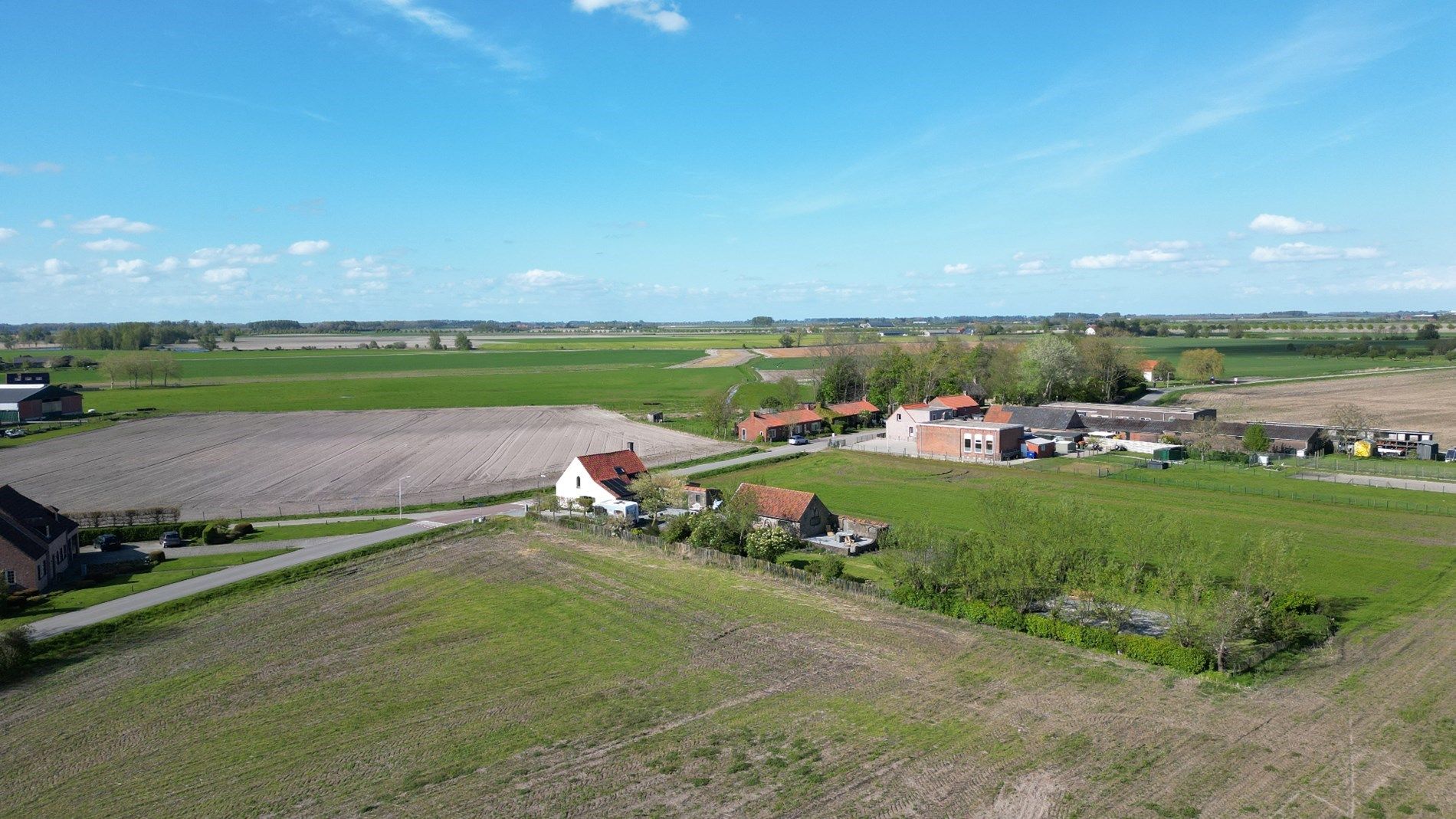 Bouwgrond met een oninneembaar uitzicht van meer dan 2.2 ha over de velden en natuur! foto 10