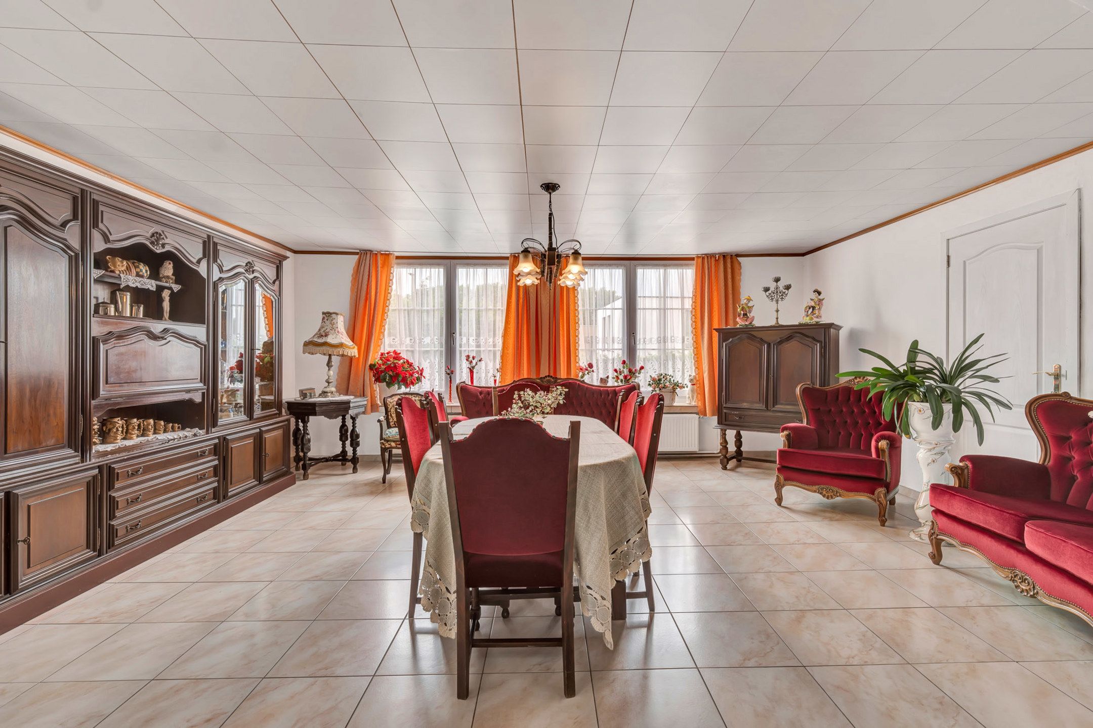 Te moderniseren gelijkvloerse woning op landelijke locatie foto 6