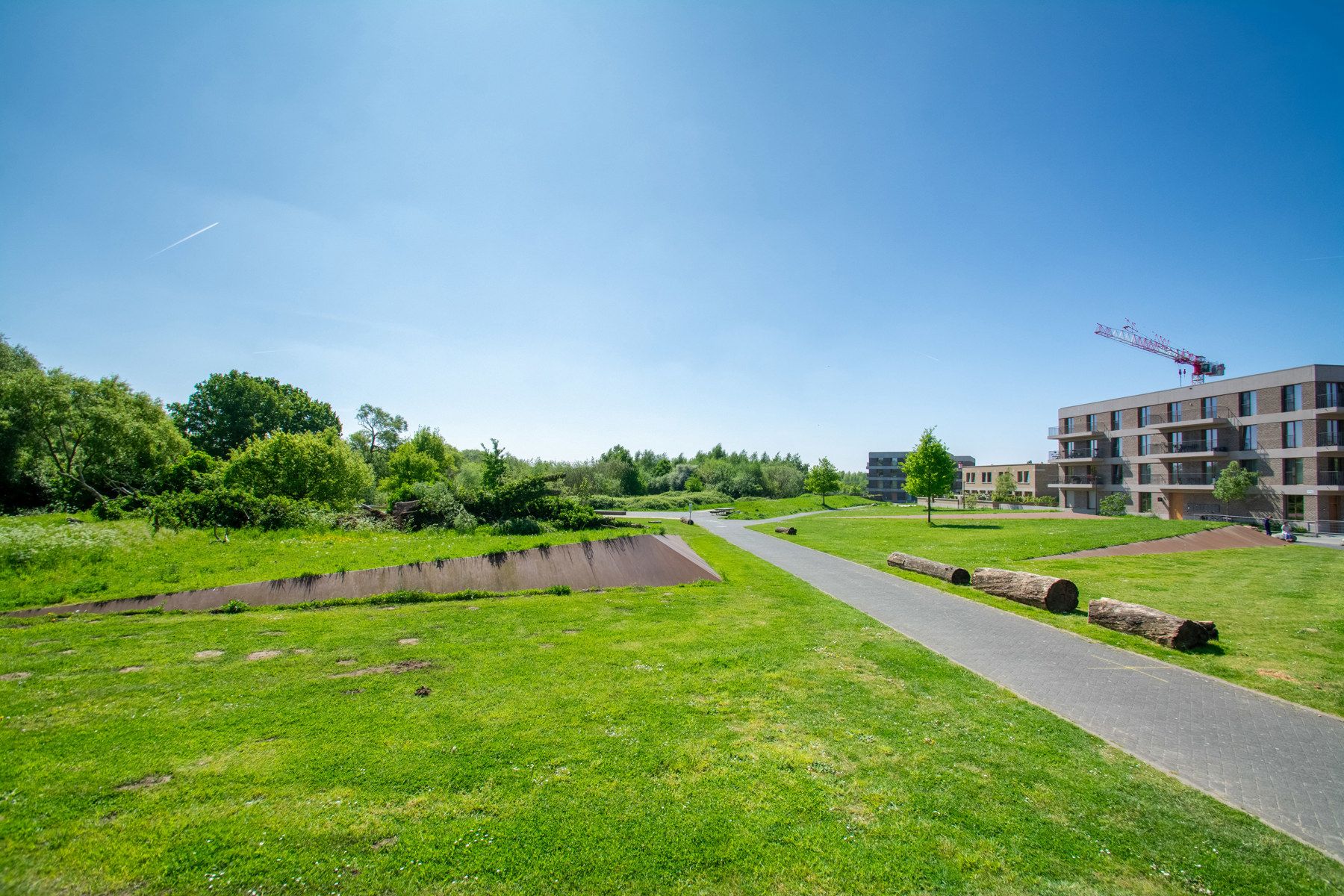 Gemeubeld 1K appartement omringd door park en natuur  foto 16