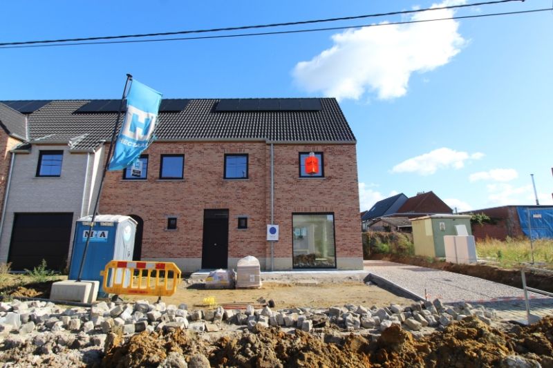 Nieuwbouwwoning te huur in Zonnebeke foto 2